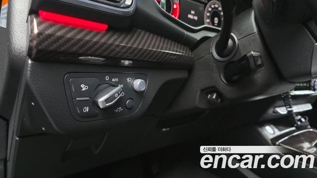 Audi Q5 2021 — Photo 13/39