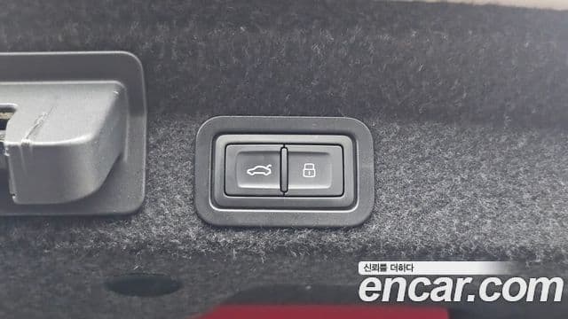 Audi A6 2021 — Şəkil 25/33
