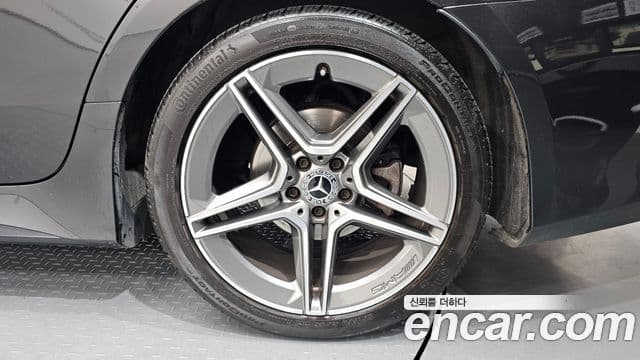 Mercedes-Benz CLS-Class 2022 — Şəkil 29/33