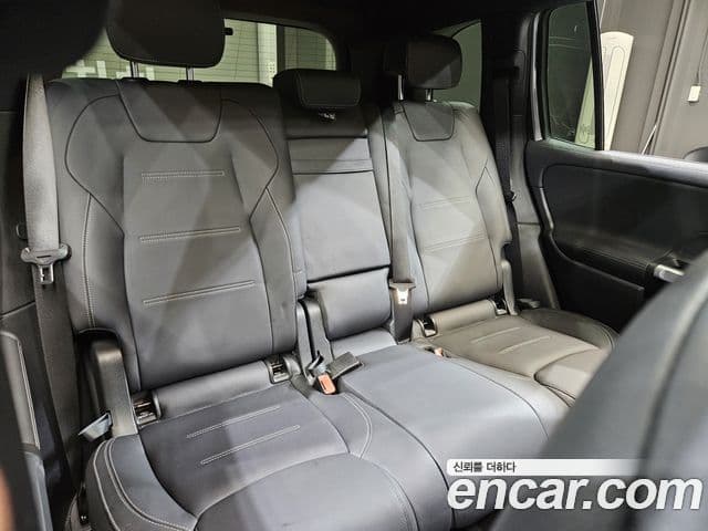 Mercedes-Benz EQB 2023 — ფოტო 6/20