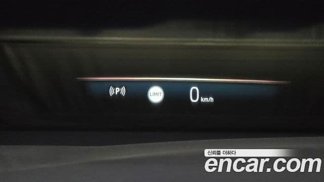 BMW 7 Series 2024 — Photo 9/32
