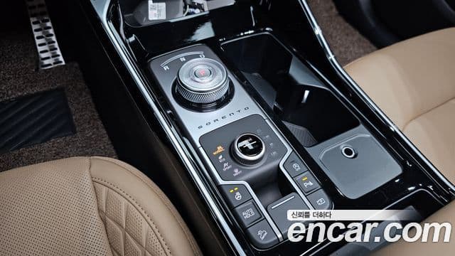Kia Sorento 2025 — Фото 9/20
