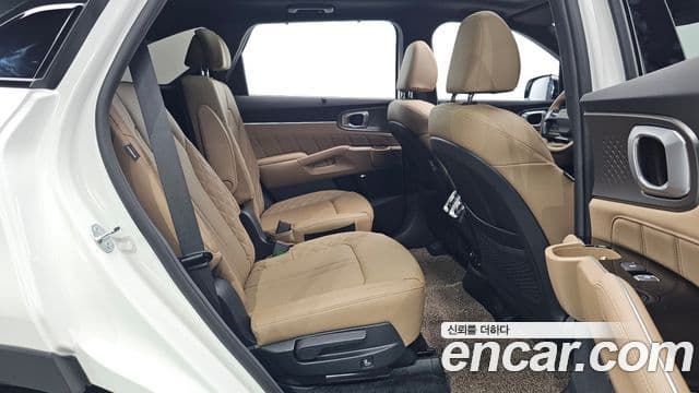 Kia Sorento 2025 — Фото 11/20
