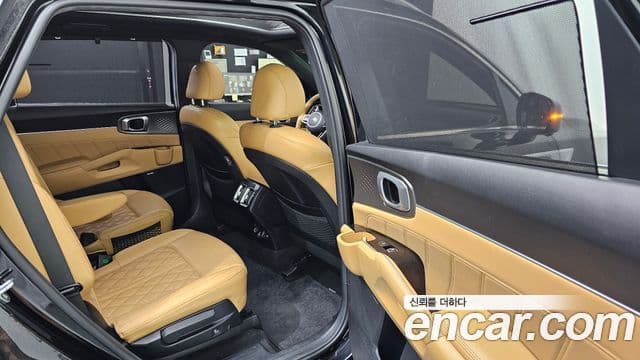 Kia Sorento 2021 — Фото 12/20