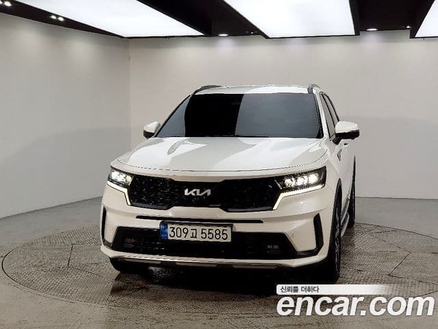 Kia Sorento 2023 — Фото 2/20