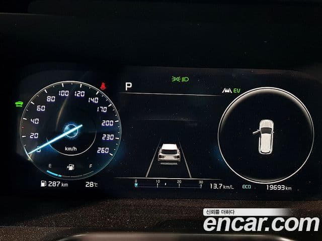 Kia Sorento 2023 — Фото 7/20