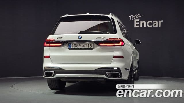 BMW X7 2025 — Фото 3/20