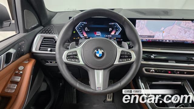 BMW X7 2025 — Фото 12/20