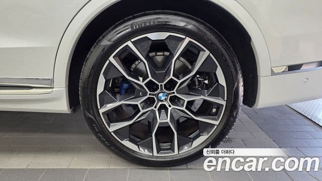 BMW X7 2025 — Şəkil 12/38