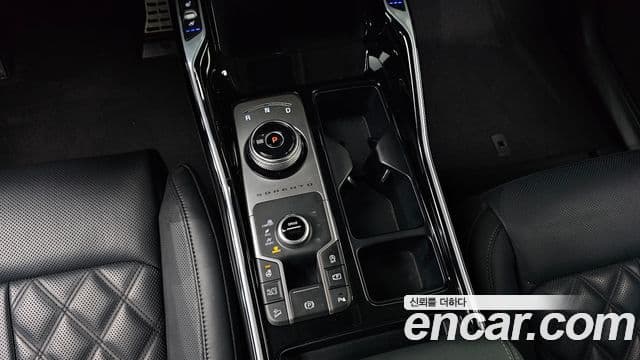 Kia Sorento 2021 — Фото 9/20