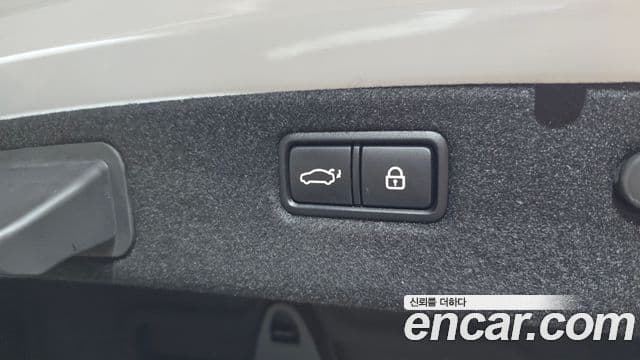 Genesis G70 2019 — Şəkil 12/30