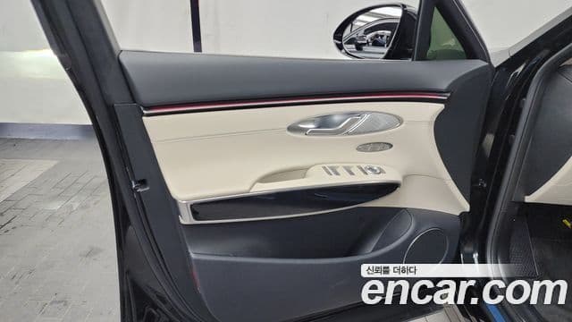 Genesis GV70 2024 — Photo 7/31