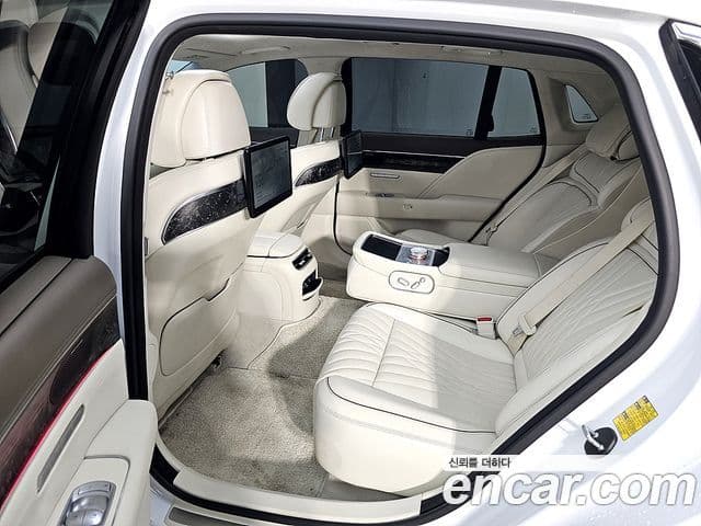 Genesis G90 2023 — Şəkil 9/20