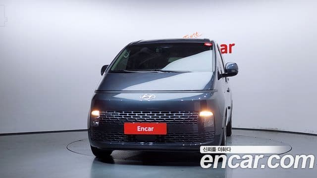 Hyundai Staria 2021 — Фото 3/20