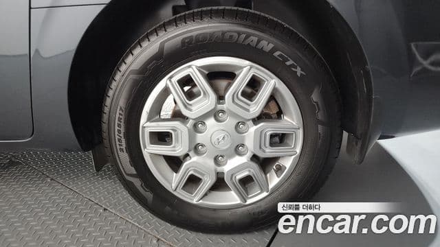Hyundai Staria 2021 — Şəkil 8/31