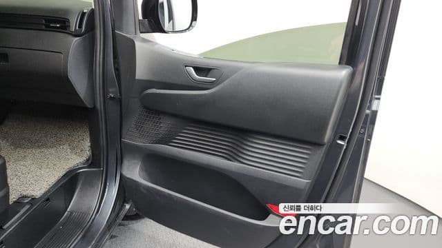 Hyundai Staria 2021 — Şəkil 6/31