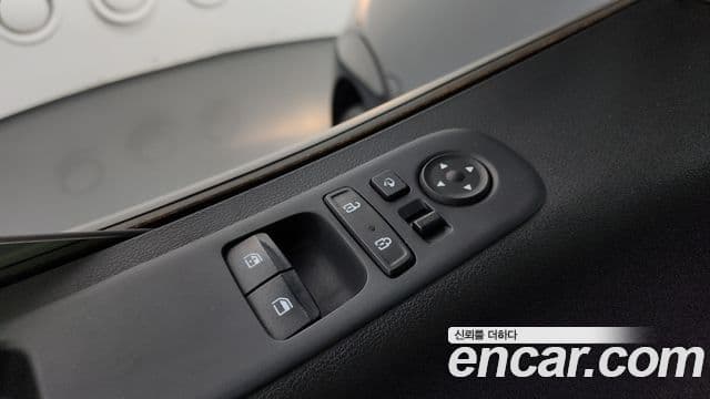 Hyundai Staria 2021 — Şəkil 21/31