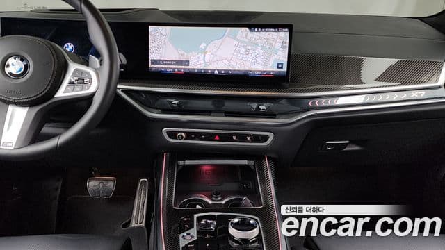 BMW X7 2025 — Photo 15/20