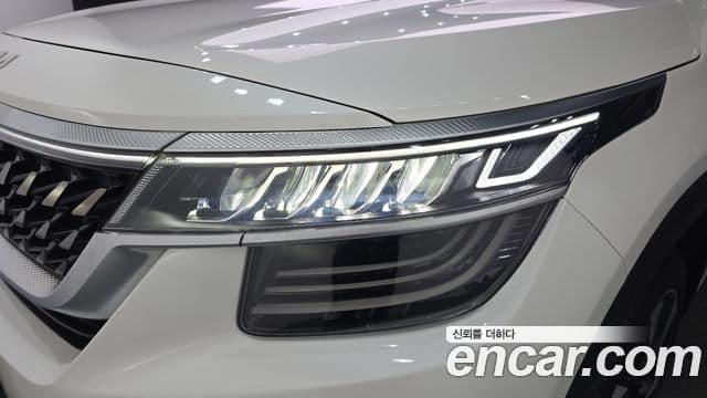 Kia Seltos 2021 — Şəkil 18/30