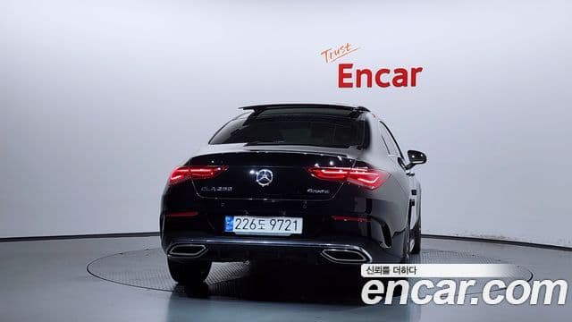 Mercedes-Benz CLA-Class 2023 — Фото 4/20