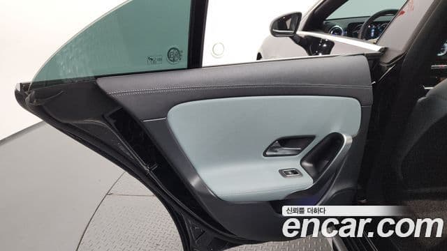 Mercedes-Benz CLA-Class 2023 — Şəkil 20/30