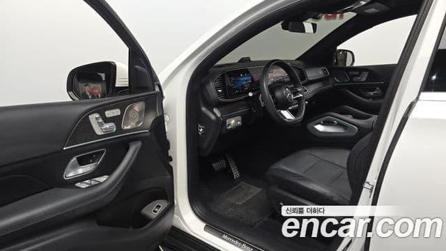Mercedes-Benz GLE-Class 2023 — Фото 10/20