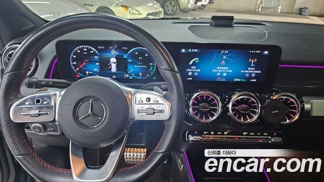 Mercedes-Benz GLB-Class 2023 — Фото 16/20