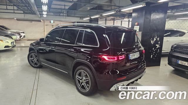 Mercedes-Benz GLB-Class 2023 — Фото 20/20