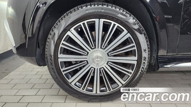 Mercedes-Benz GLS-Class 2023 — Фото 5/20