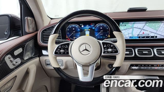 Mercedes-Benz GLS-Class 2023 — Фото 13/20