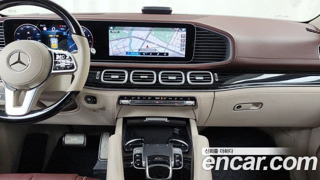Mercedes-Benz GLS-Class 2023 — Фото 14/20