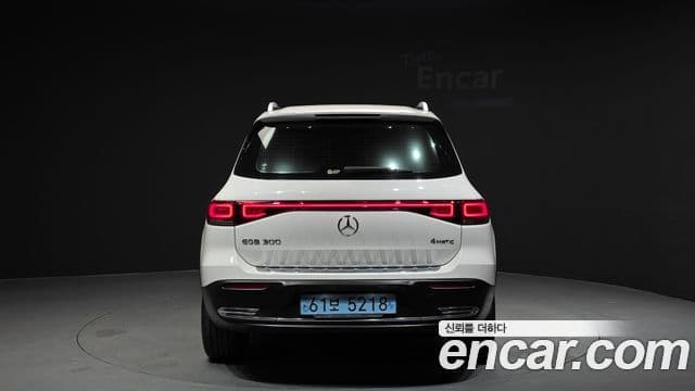 Mercedes-Benz EQB 2022 — ფოტო 9/30