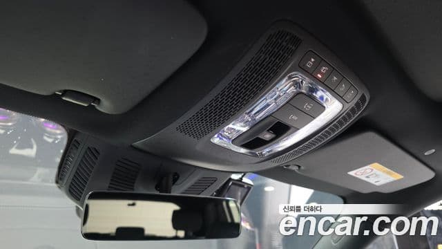 Mercedes-Benz EQB 2022 — ფოტო 18/30