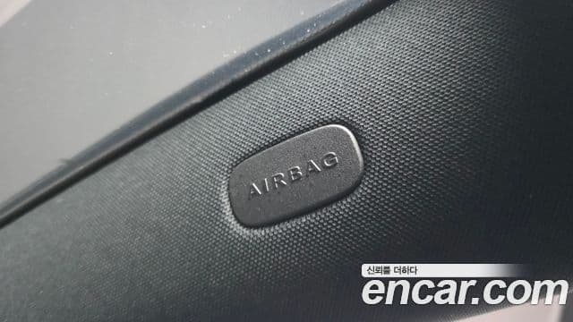 Mercedes-Benz EQB 2022 — ფოტო 19/30