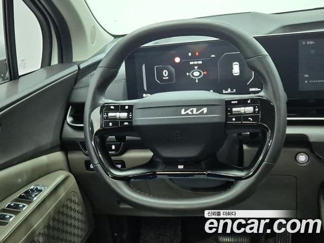 Kia Carnival 2024 — Фото 9/19