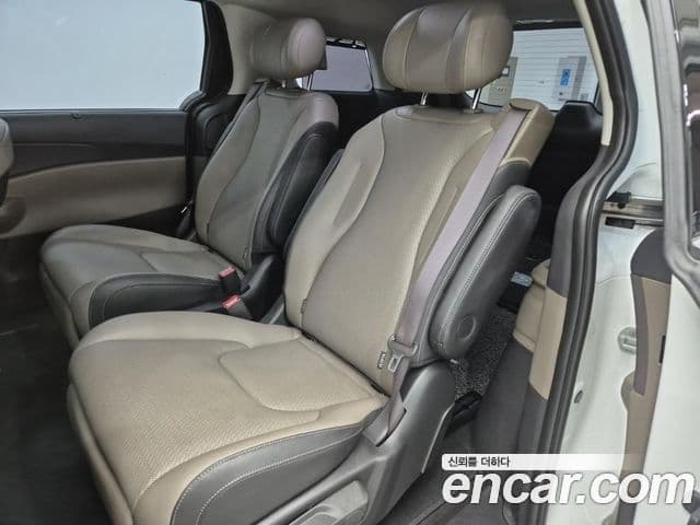 Kia Carnival 2024 — Фото 10/19