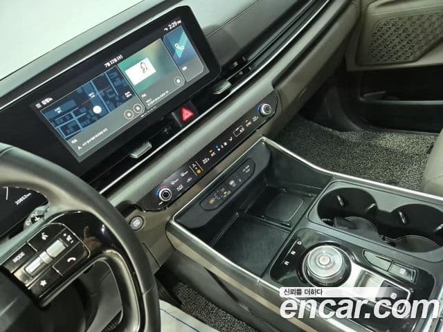 Kia Carnival 2024 — Фото 16/19