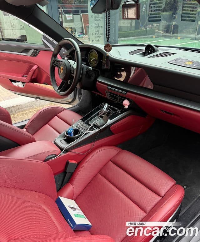 Porsche 911 2020 — Photo 15/20