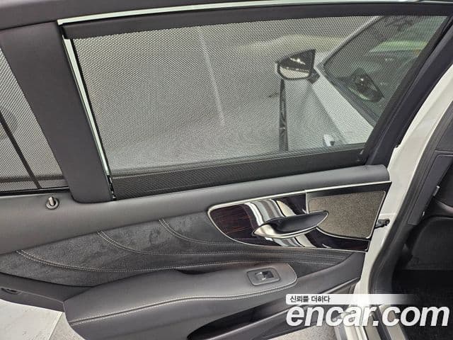 Lexus LS500h 2022 — Фото 15/20