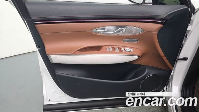 Genesis GV70 2024 — Şəkil 33/33