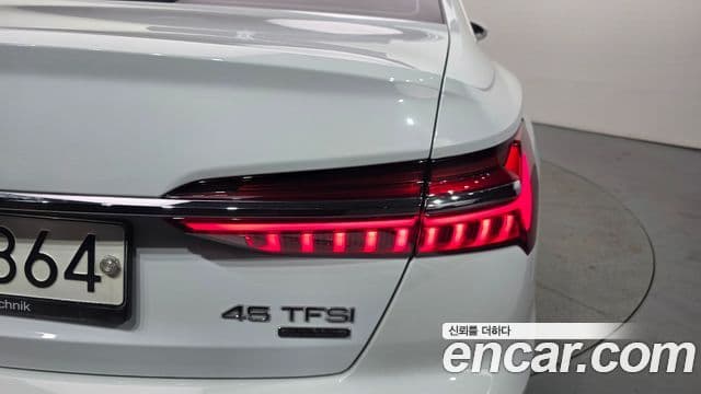 Audi A6 2019 — Şəkil 26/33
