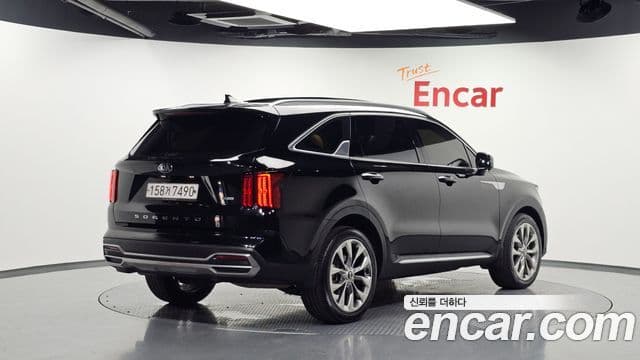 Kia Sorento 2020 — Фото 2/20