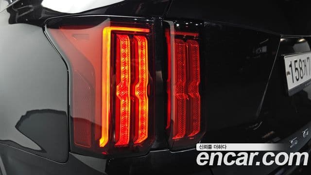 Kia Sorento 2020 — ფოტო 28/35