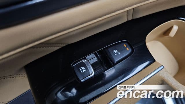 Kia Sorento 2020 — ფოტო 16/35