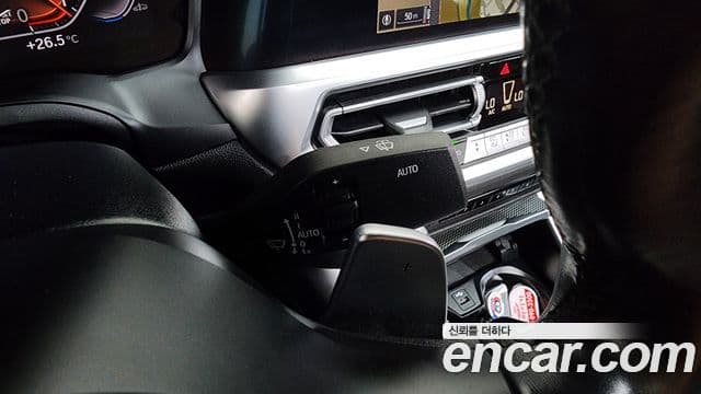BMW 3 Series 2021 — Photo 18/35