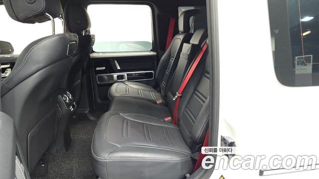 Mercedes-Benz G-Class 2023 — Photo 9/20