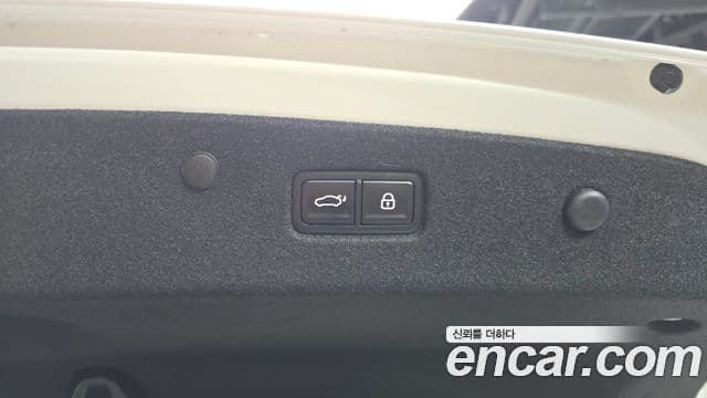Kia K8 2025 — Photo 5/37