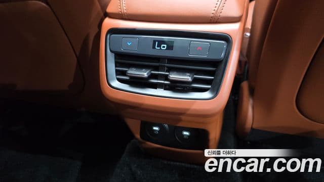 Kia K8 2025 — Photo 18/37