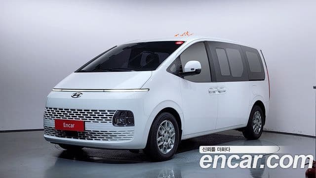 Hyundai Staria 2024 — Фото 1/20