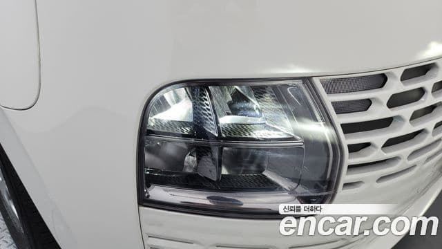 Hyundai Staria 2024 — Photo 26/33
